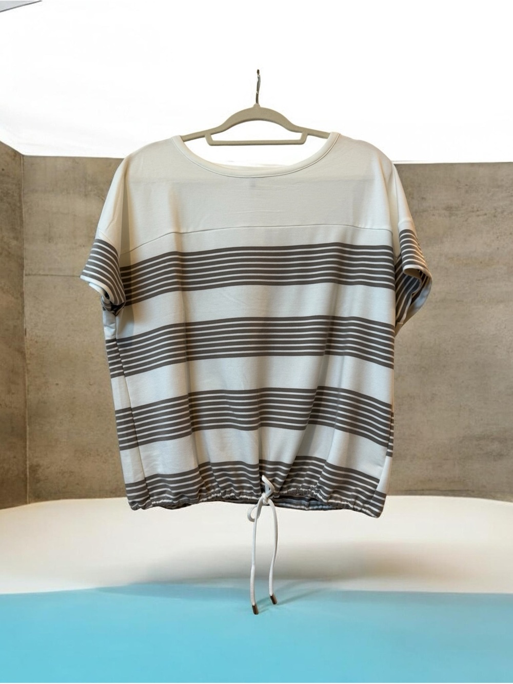 Cable & gauge Striped Drawstring Hem Women’s Top nwt